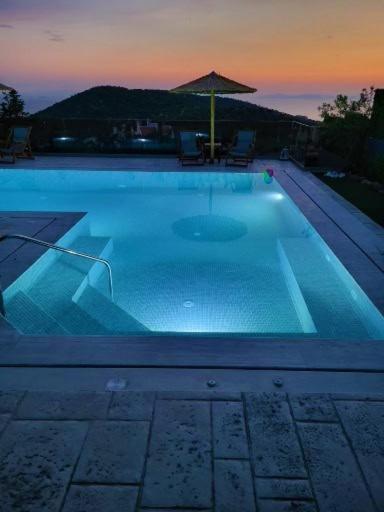 "Stergiou Luxury Apartment 2Nd Floor" Με Κοινη Πισινα Saronida Kültér fotó